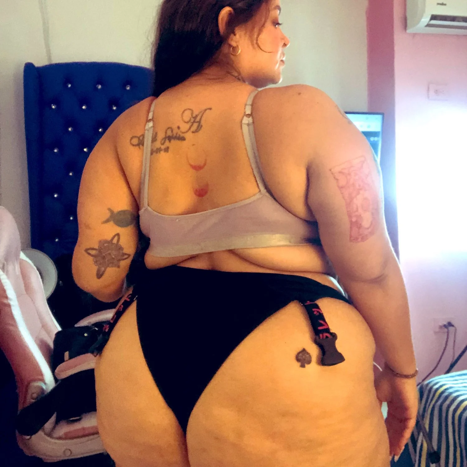 BusTy b1G bo0tY col0mB1aN bBw !! image 17