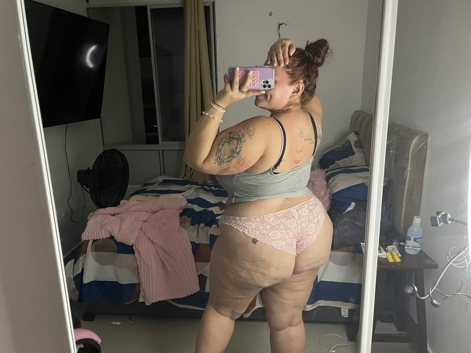 BusTy b1G bo0tY col0mB1aN bBw !! image 27