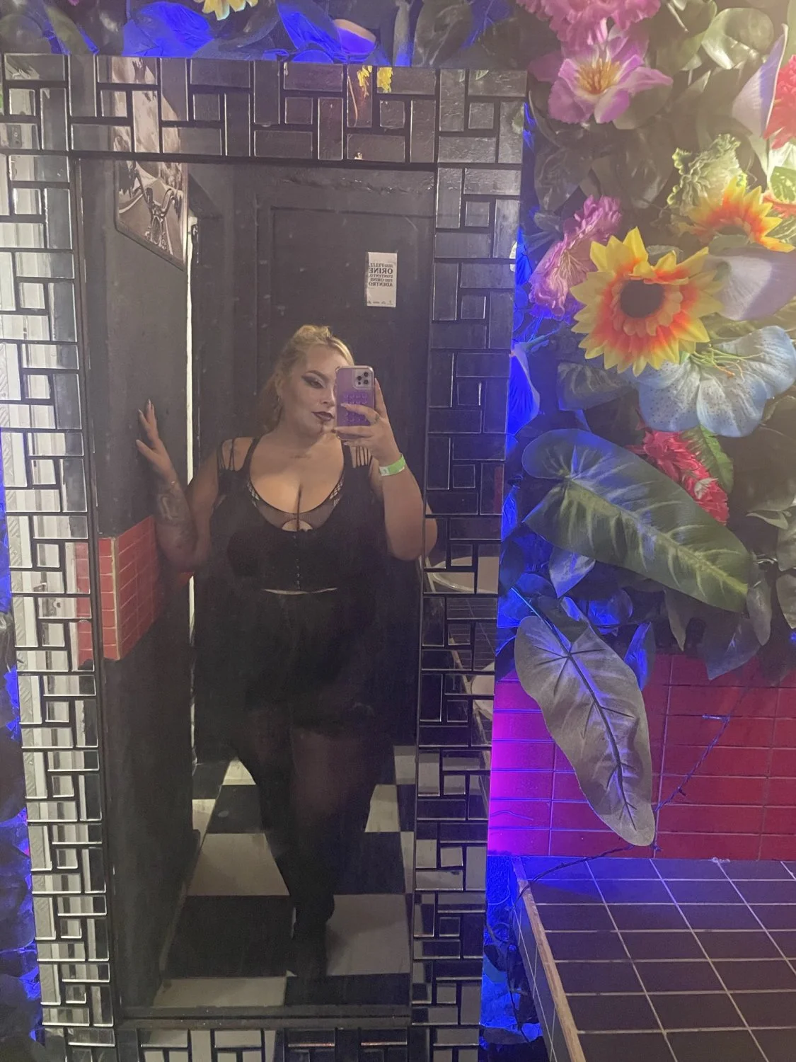 BusTy b1G bo0tY col0mB1aN bBw !! image 6
