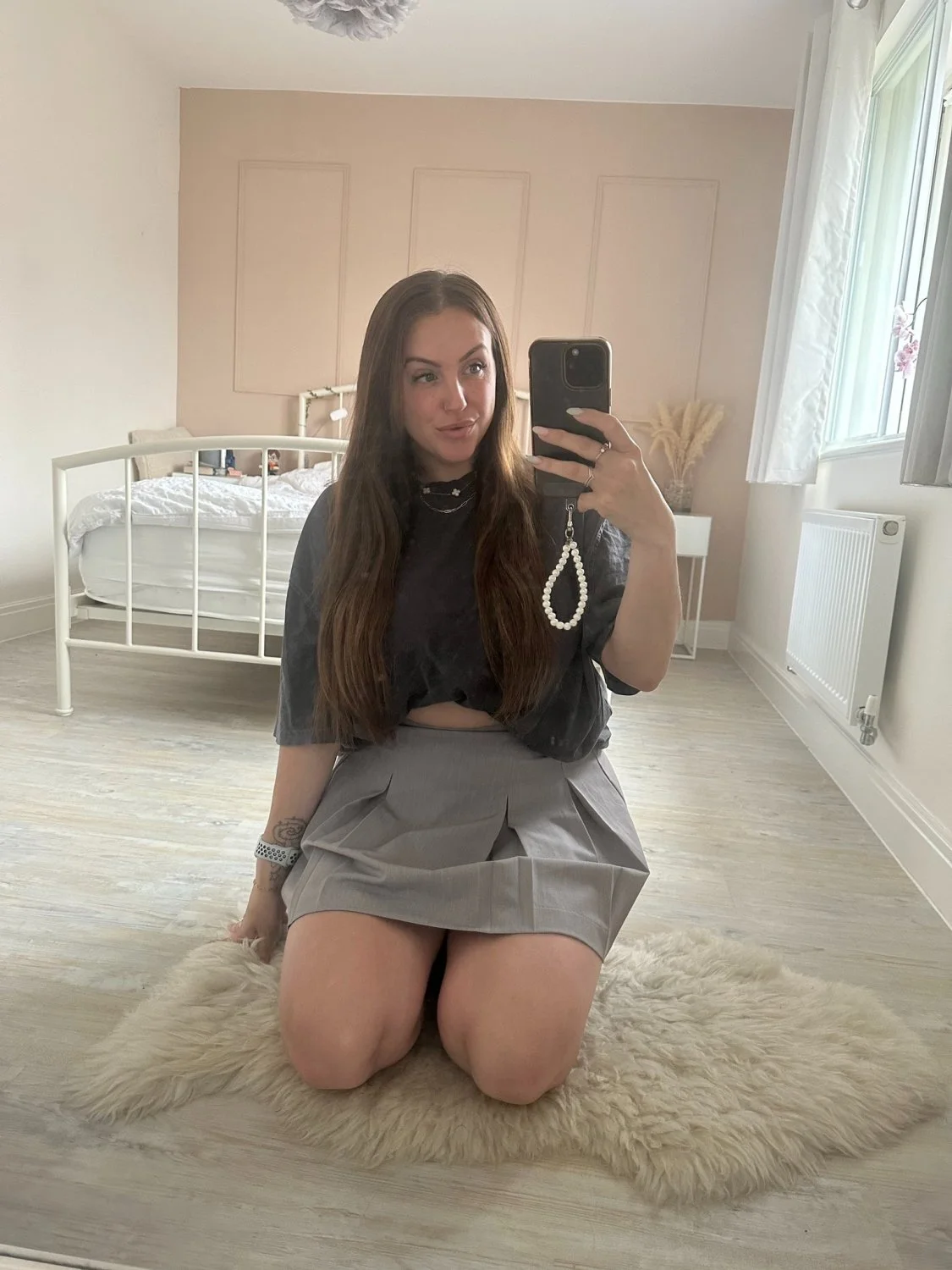 Sexy British Teacher Emily, 34. image 2