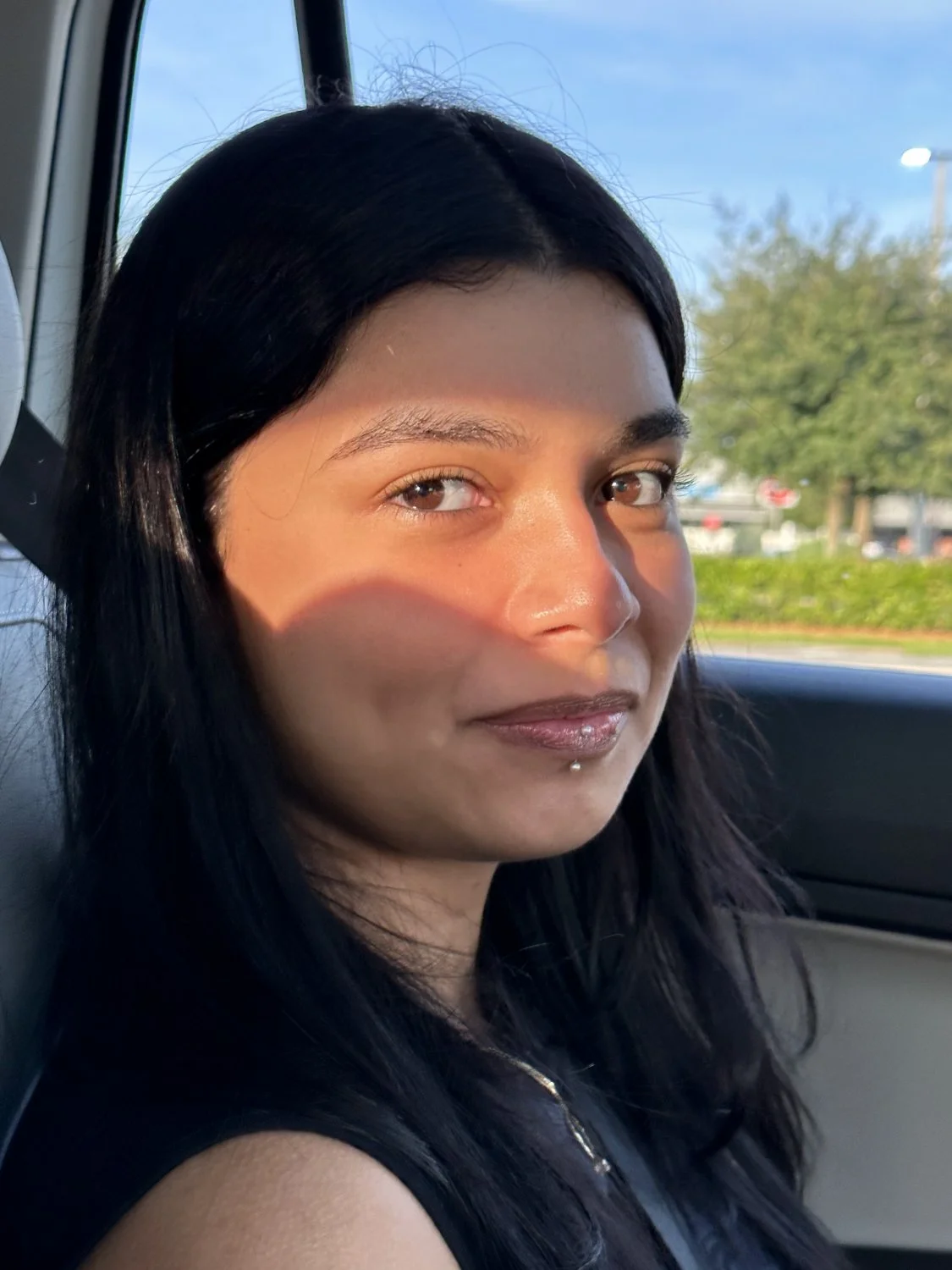 18+ An image 25
