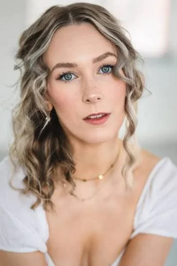 Farah Liss image 13