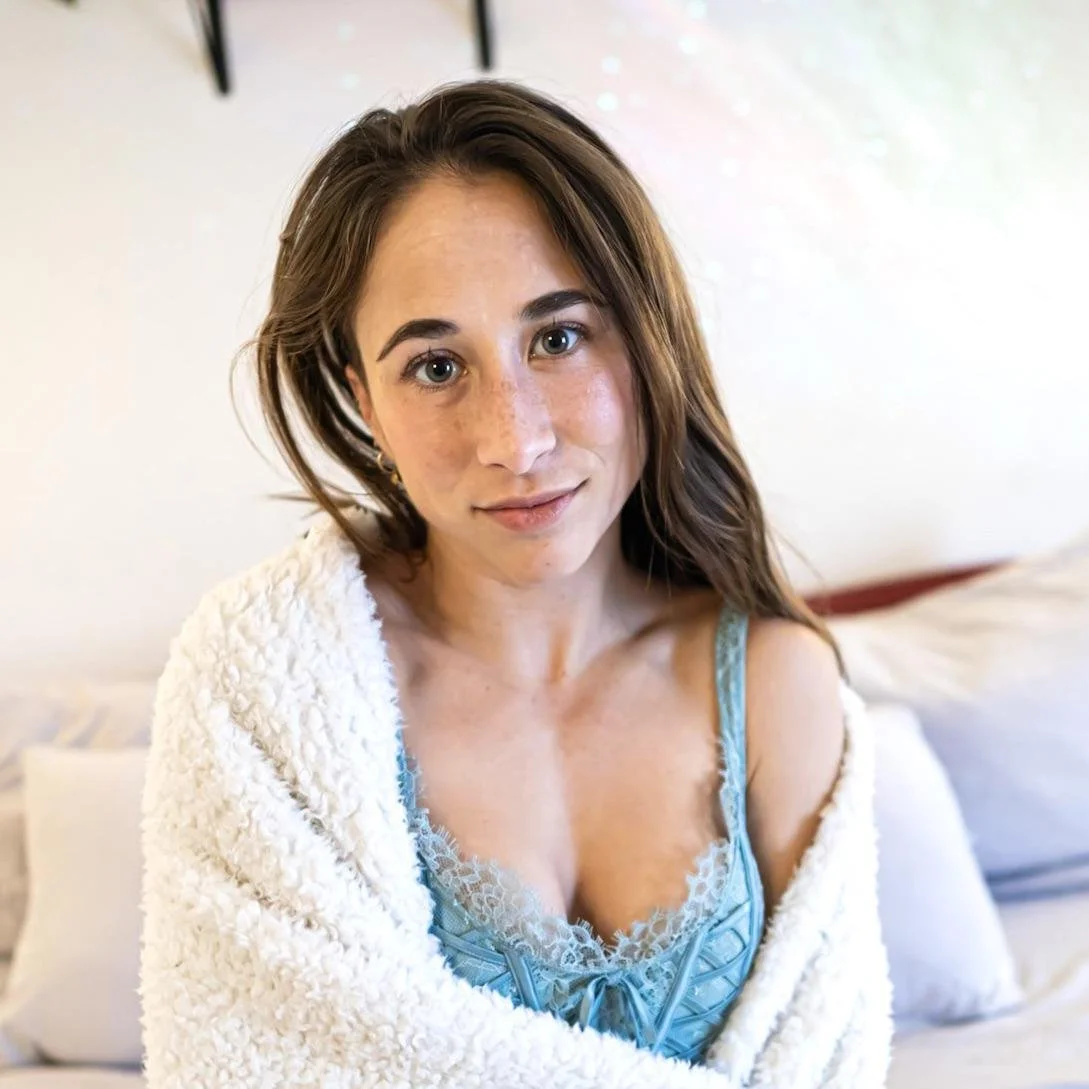 FoxxLittle image 2