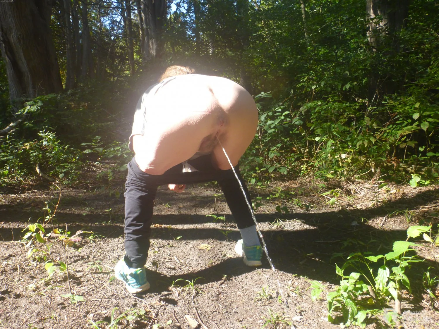 Grannys pissing image 8