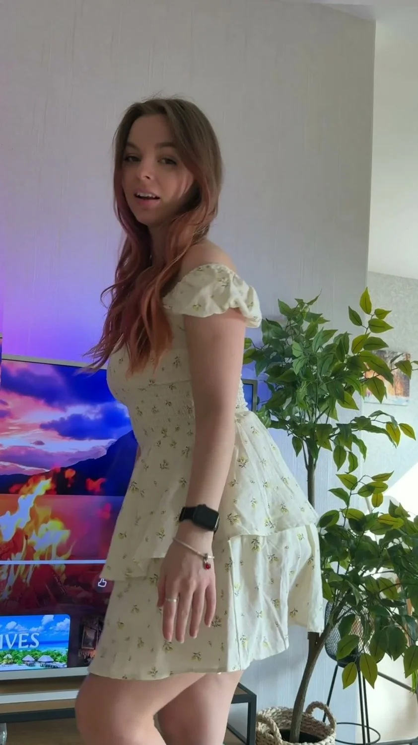 🔞 Sexy round ass sexy titfuck naked wet pussy 🍑💦 OF now image 3