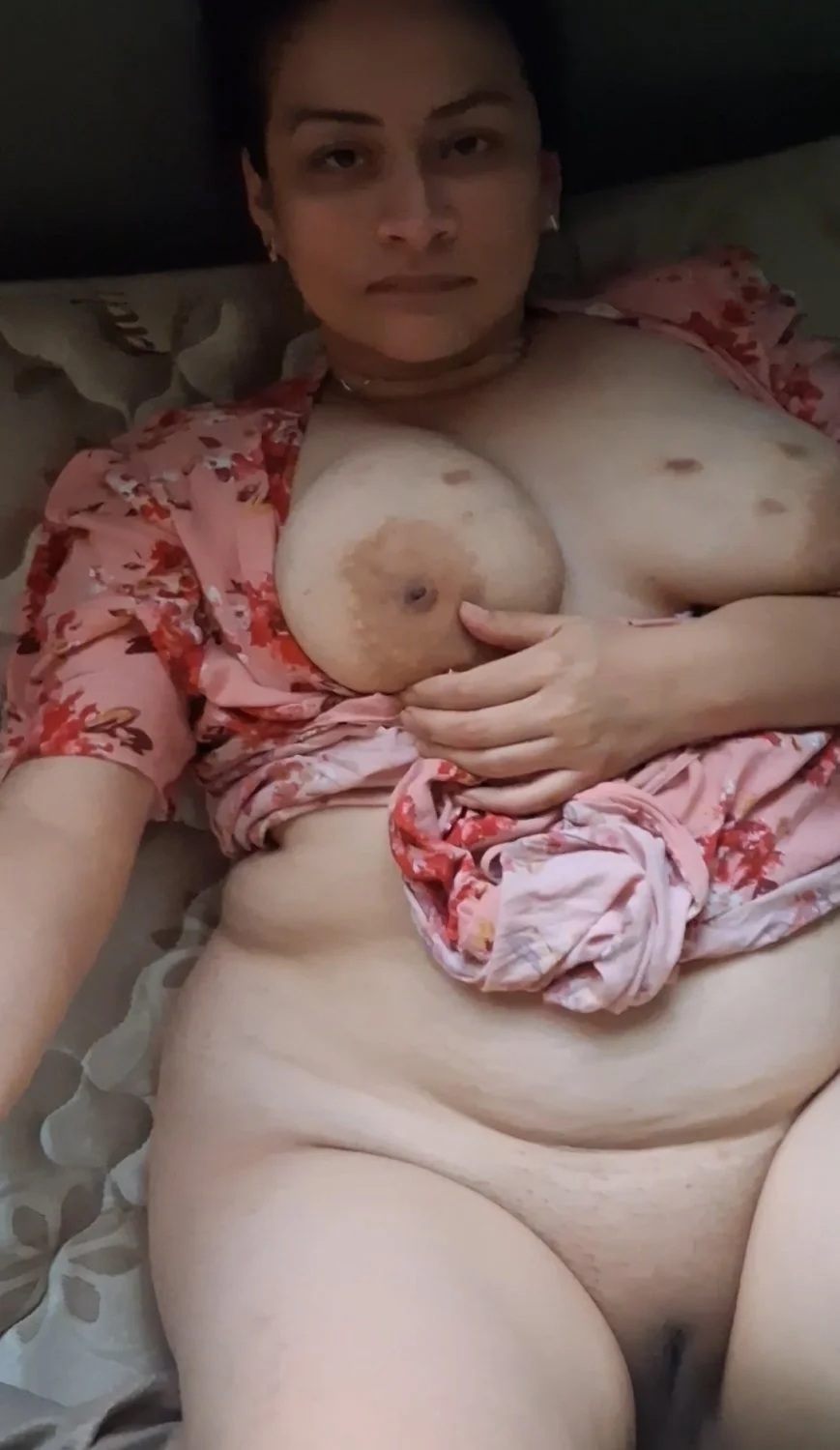 Tetas image 3