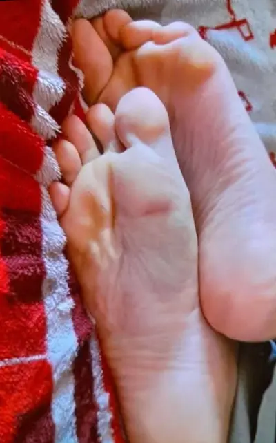 spying my girlfriend's sleeping feet cover image