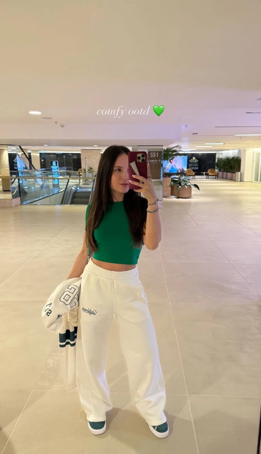 Linda , beleza Larissa...Larissa Manoela deliciosa image 3