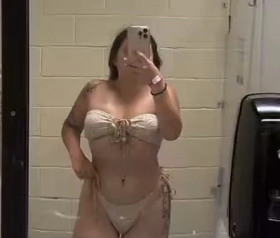 Sexy SoCal Fun Size thick Latina slut Rebecca image 2