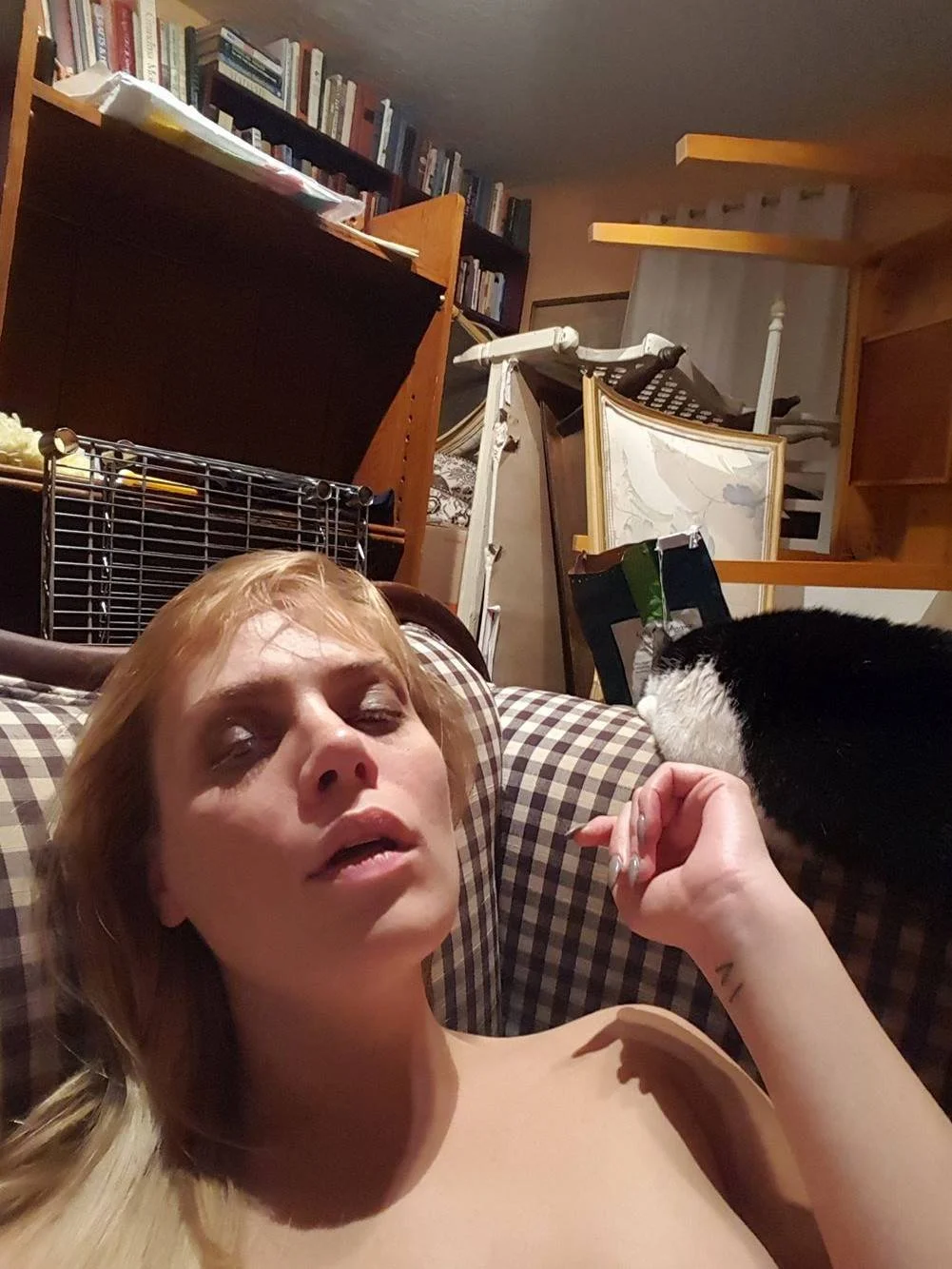 dumb blonde american bitch i fucked image 20