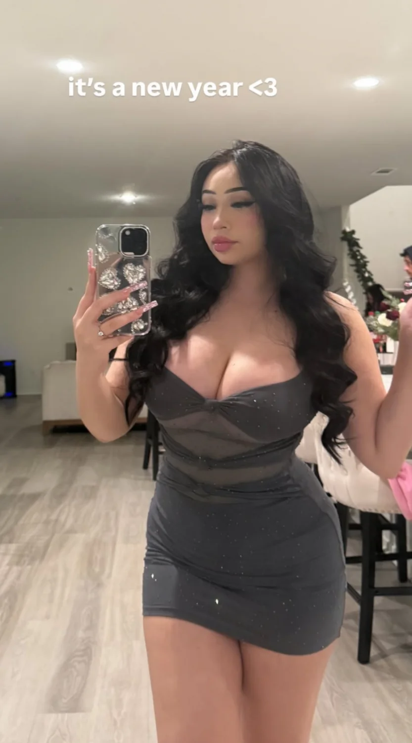 This SOCAL Mexican influencer looks like such a great fuck. image 5