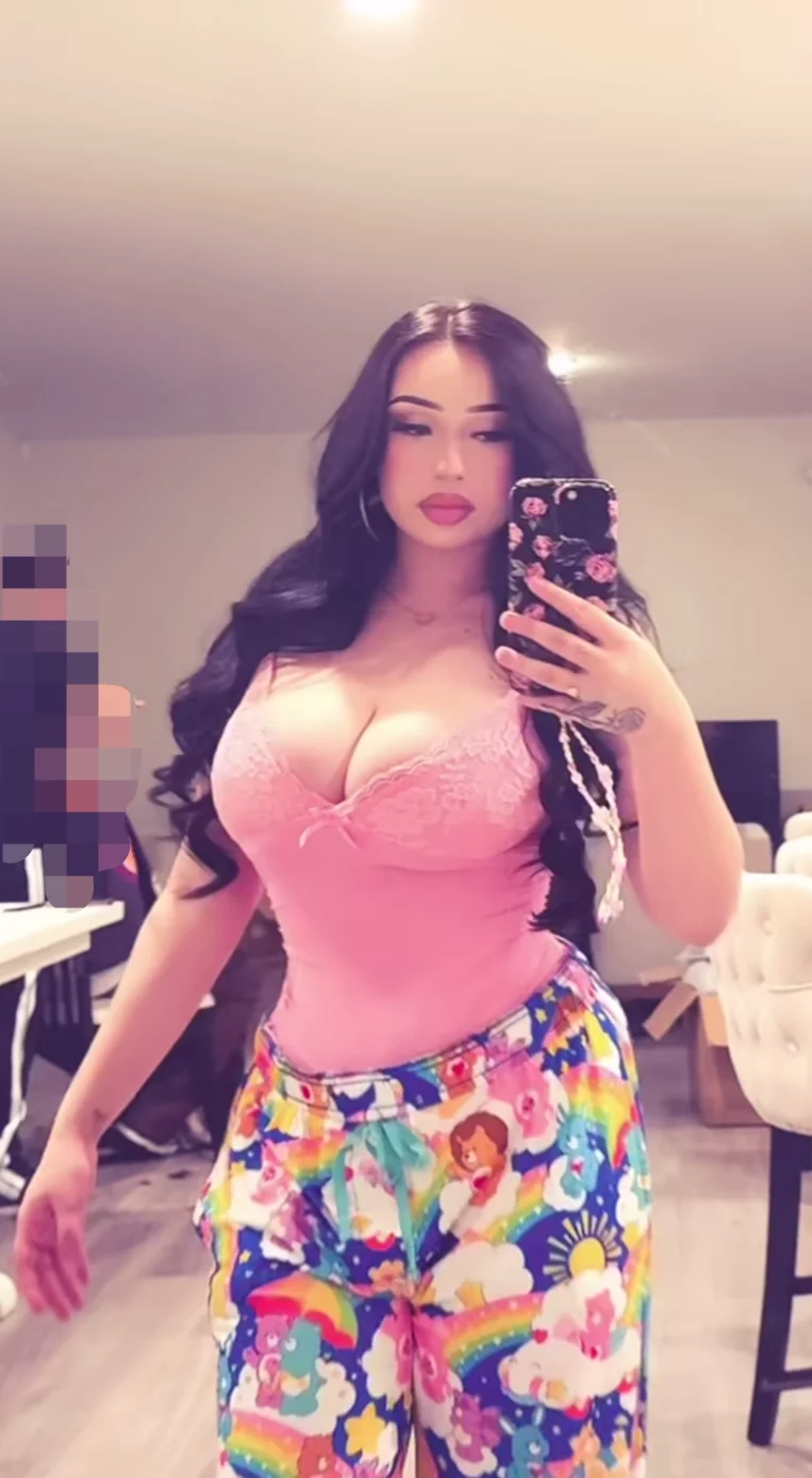 This SOCAL Mexican influencer looks like such a great fuck. image 6
