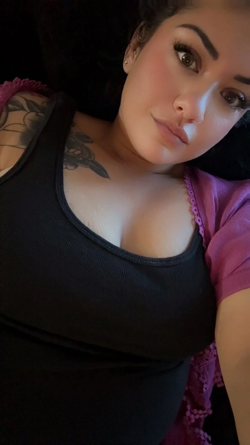 Pretty Latina slut image 3