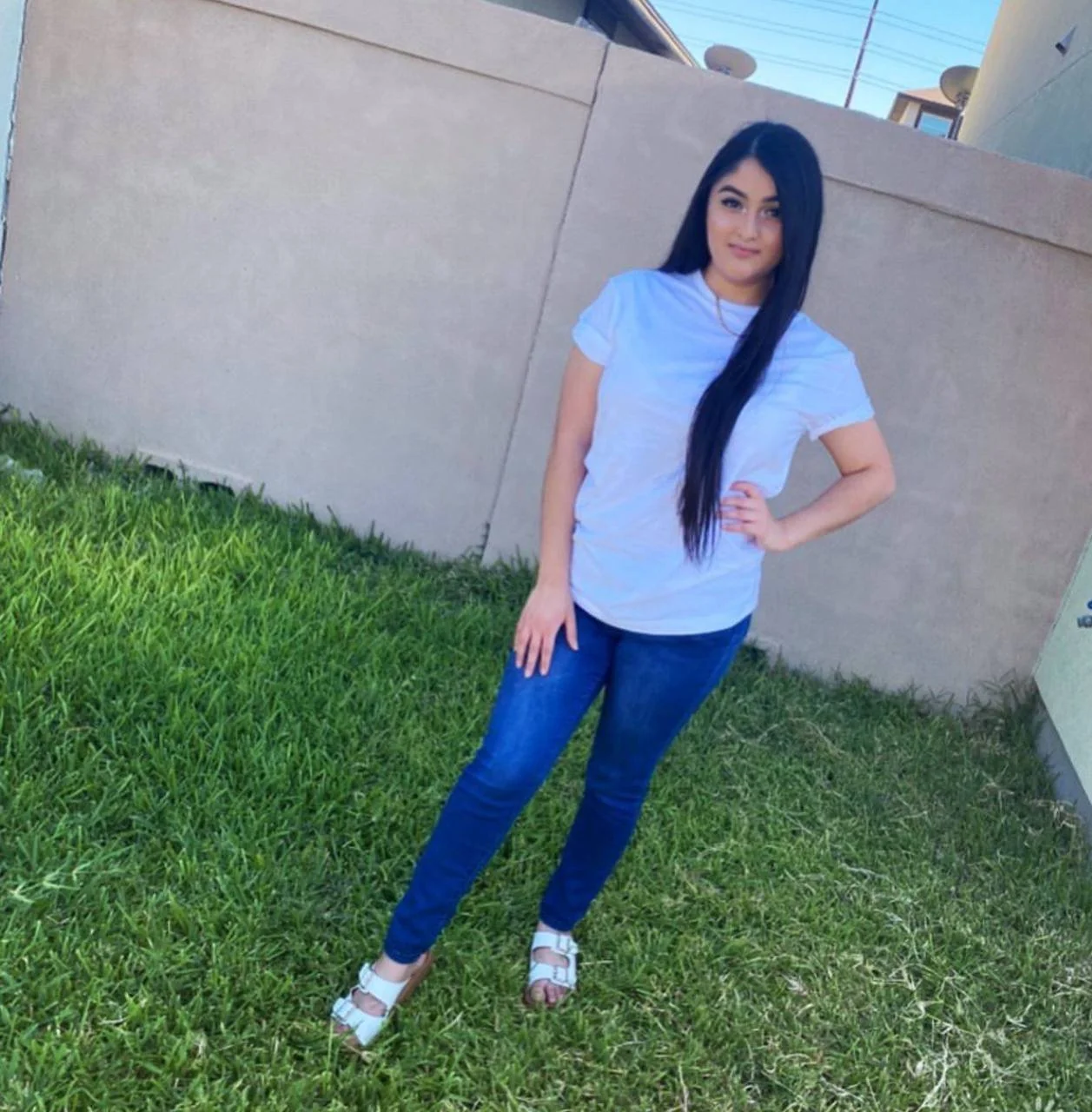 Sexy GF Gisille Wants to Be Seen main image