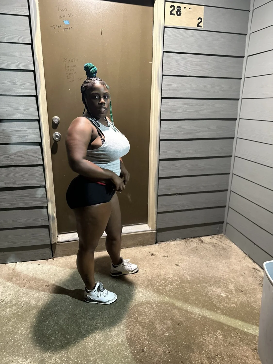 Ratchet Single Mom image 19