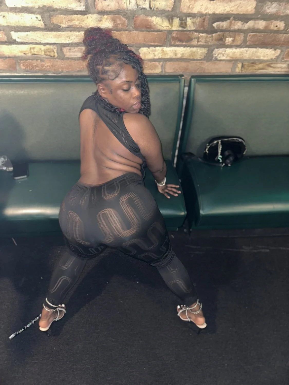 Ratchet Single Mom image 5