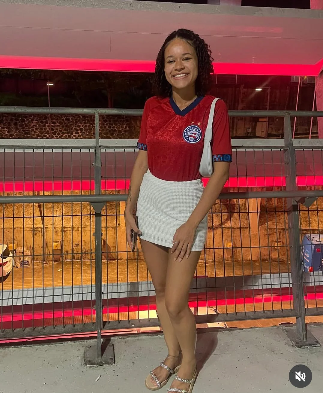 Nifetinhaa bem gostosinha image 2