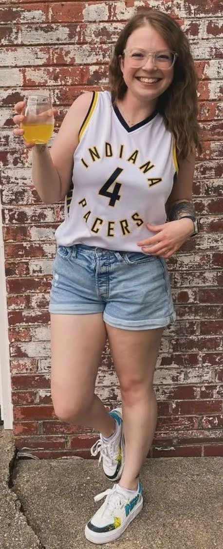 Dana is the perfect glasses cutie image 4