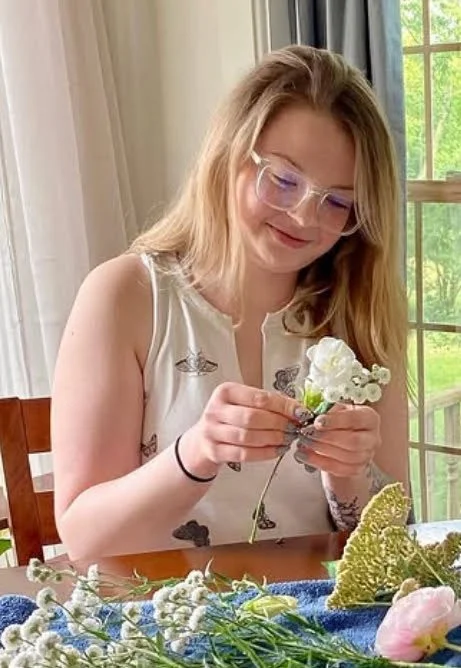 Dana is the perfect glasses cutie image 6