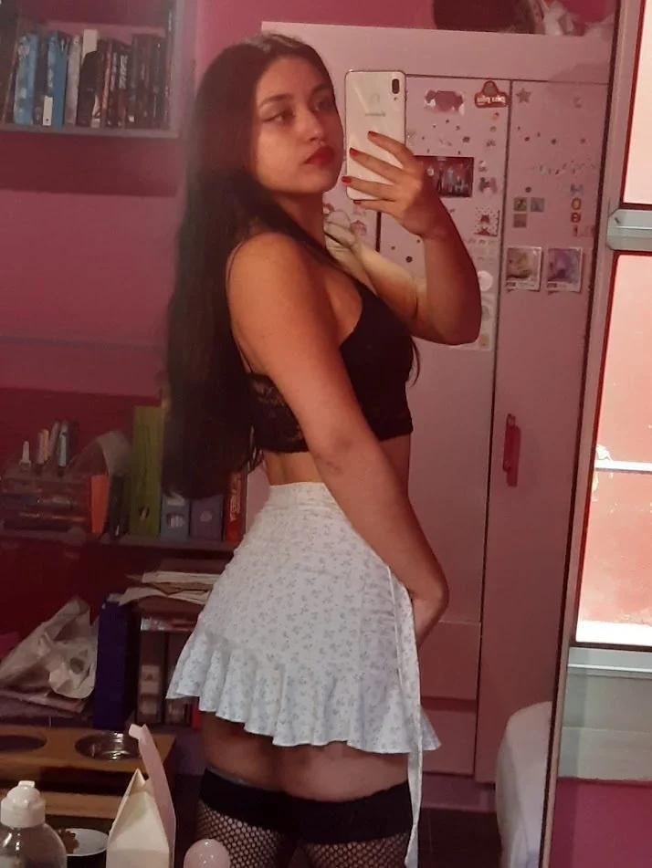Putita le gusta ser exhibida image 3
