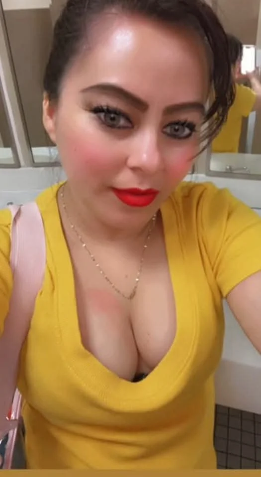 Hotwife image 17