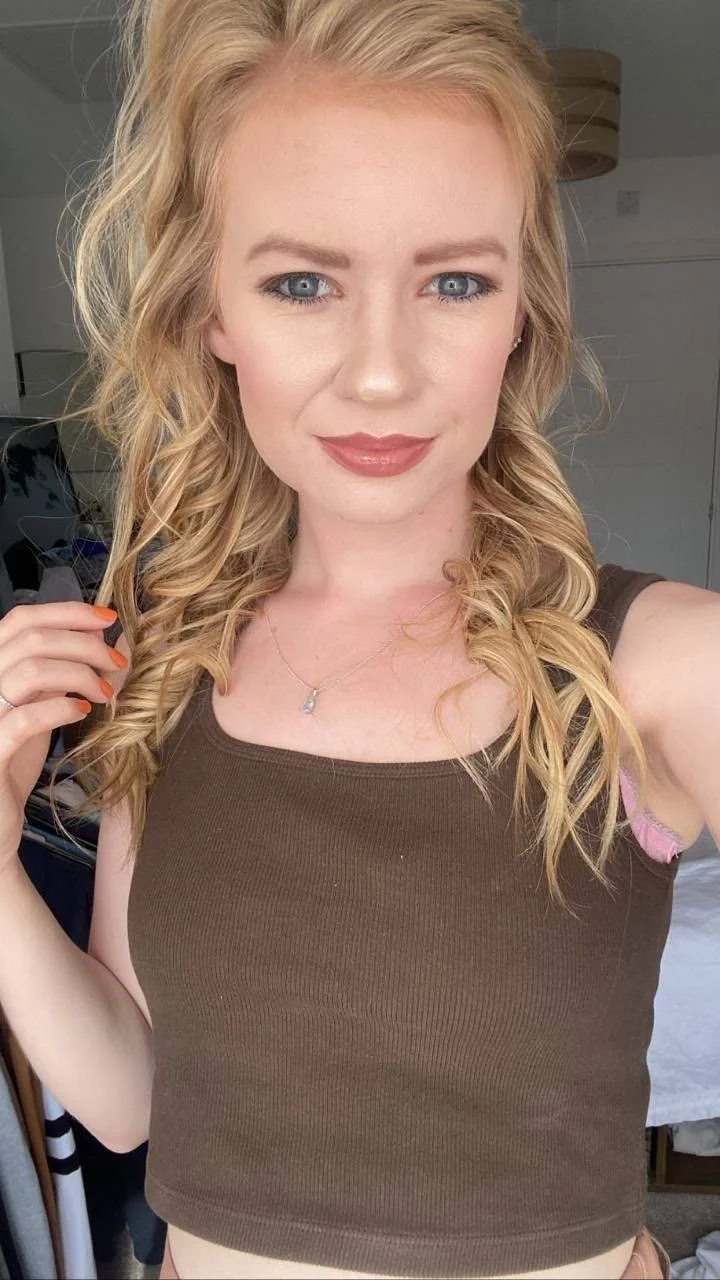 Webslut-Sexy Whore Mom-Shannon-Lost image 5