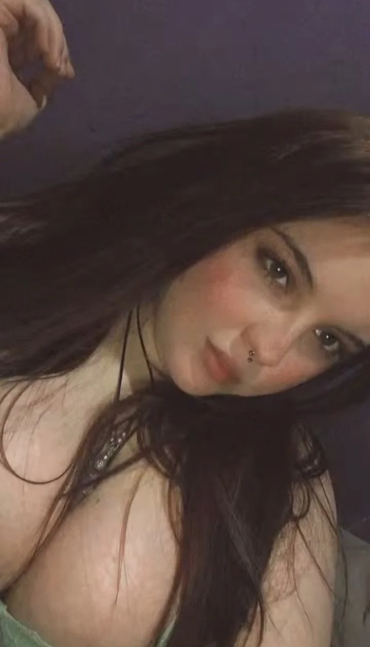 @aangii.gg tetona rosarina 🤪 image 14
