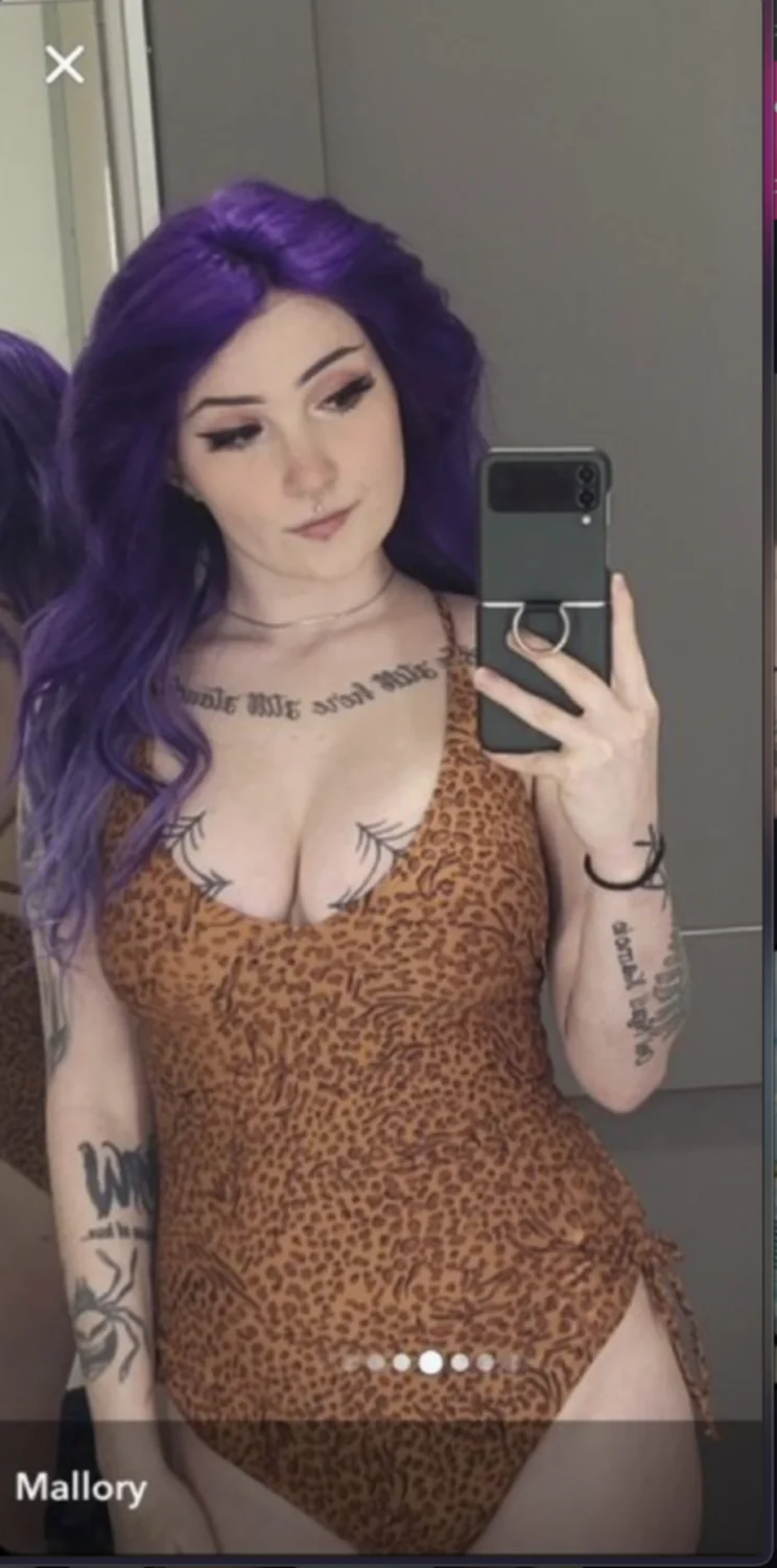 cuck risks his goth gf and gives her up image 6