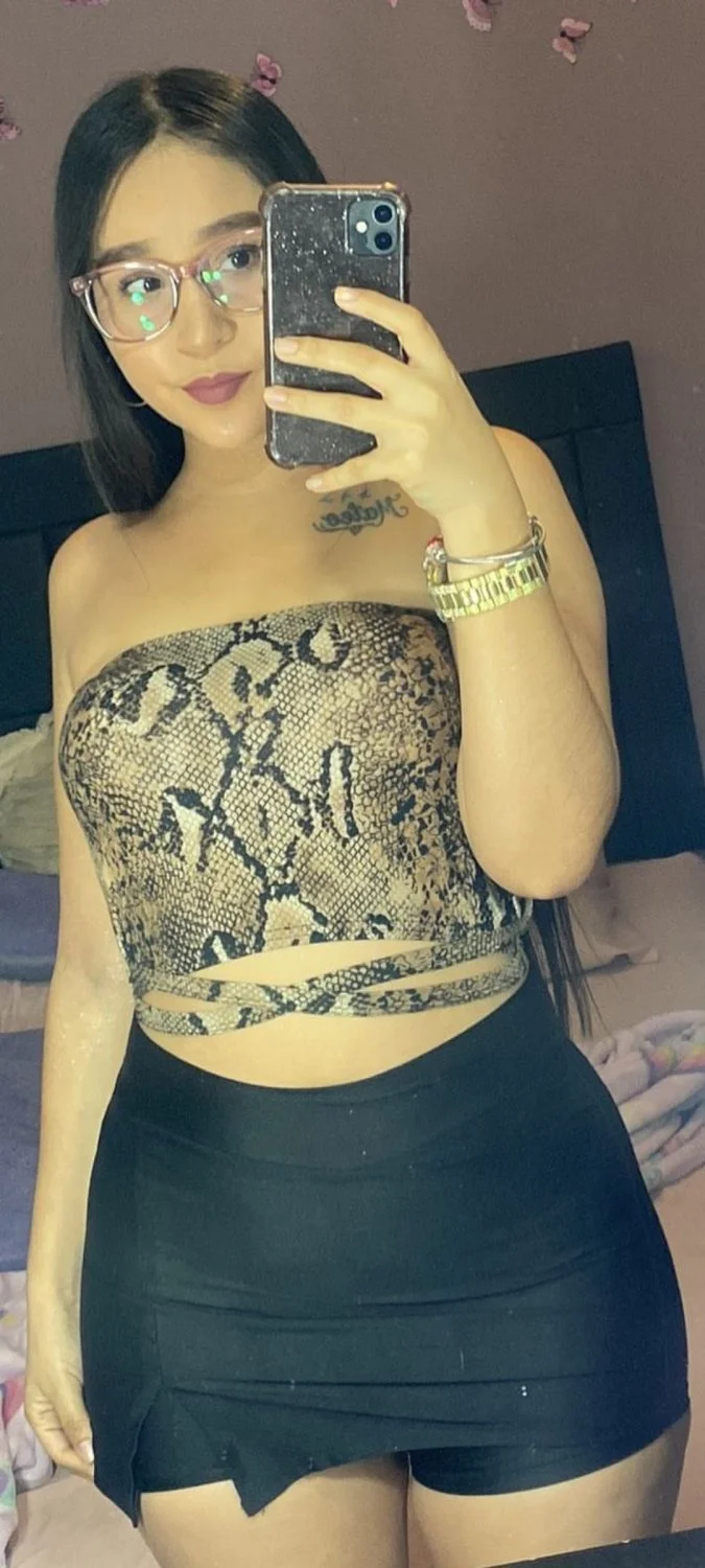 Girl Puta hermosa con lindo cuerpo image 11