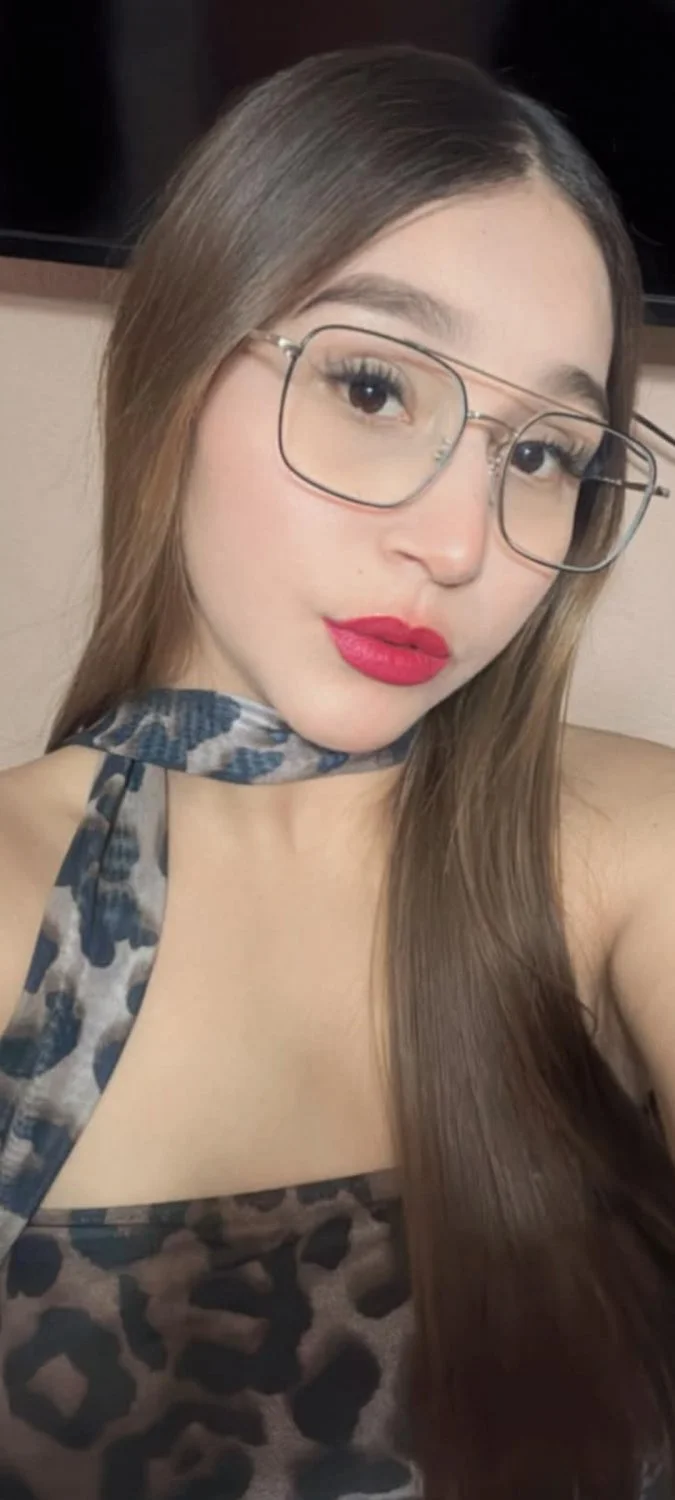 Girl Puta hermosa con lindo cuerpo image 17
