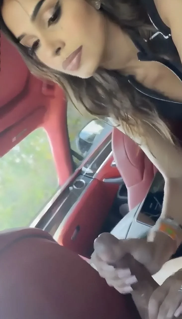 Sexy slut Samira from vienna leaked image 4