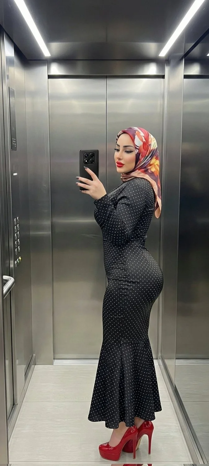 Turkish hijabi main image