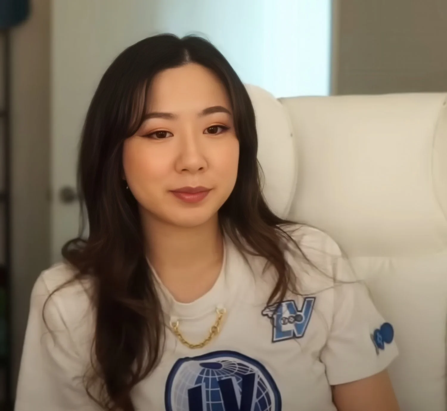 Fuslie [6] main image