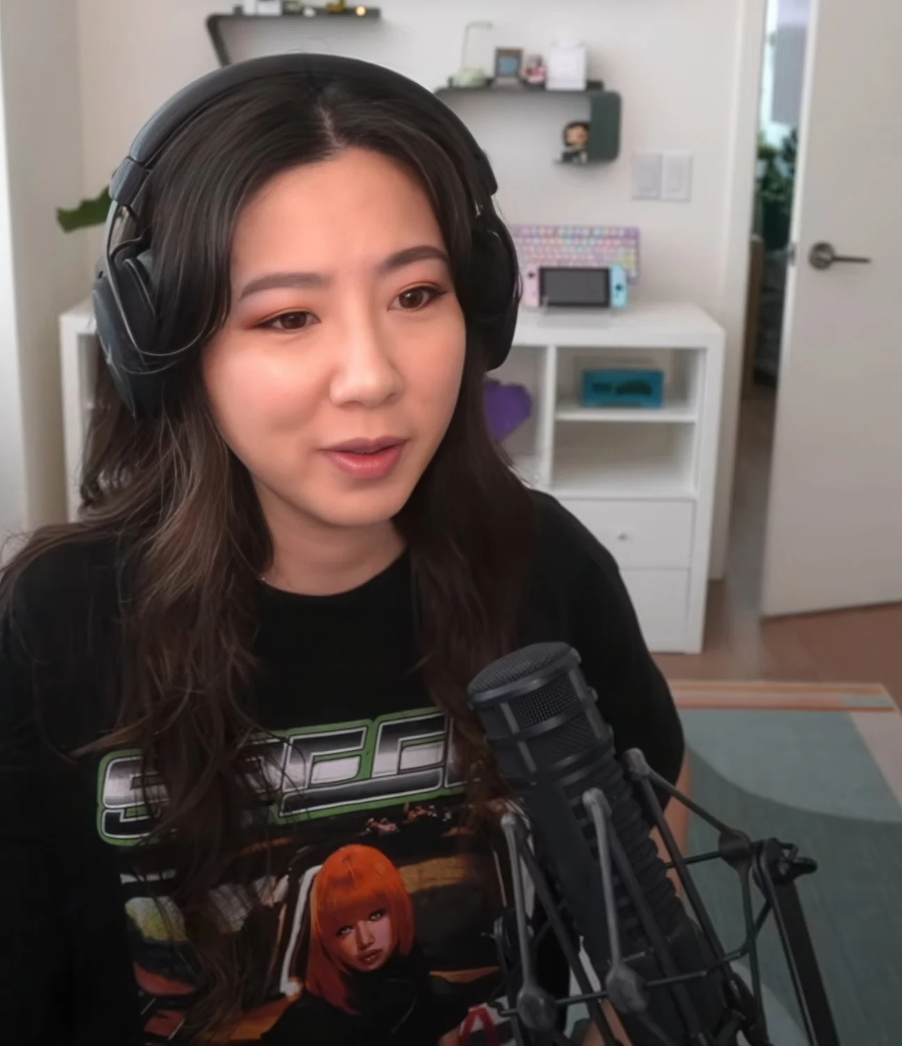 Fuslie [6] image 10
