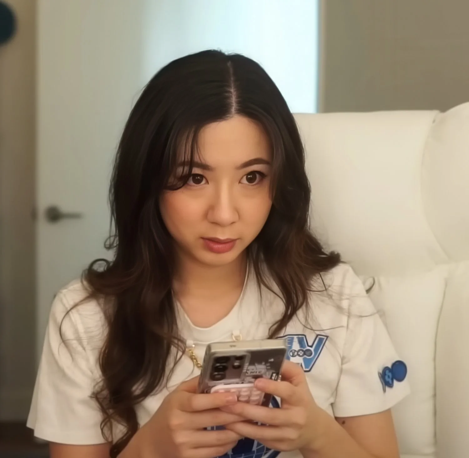 Fuslie [6] image 11