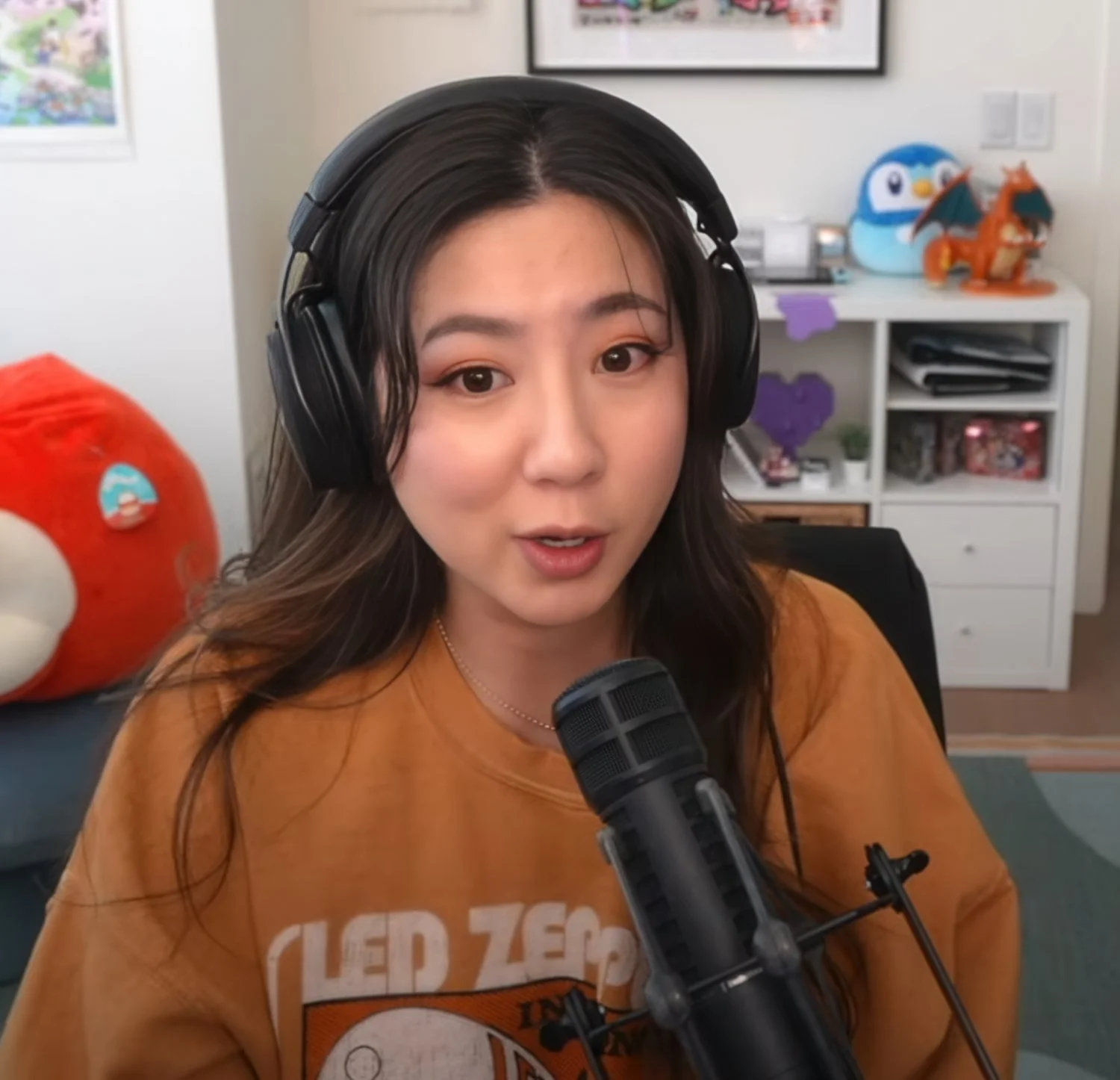 Fuslie [6] image 12