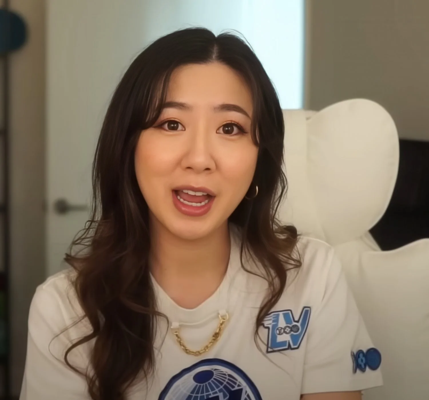 Fuslie [6] image 21