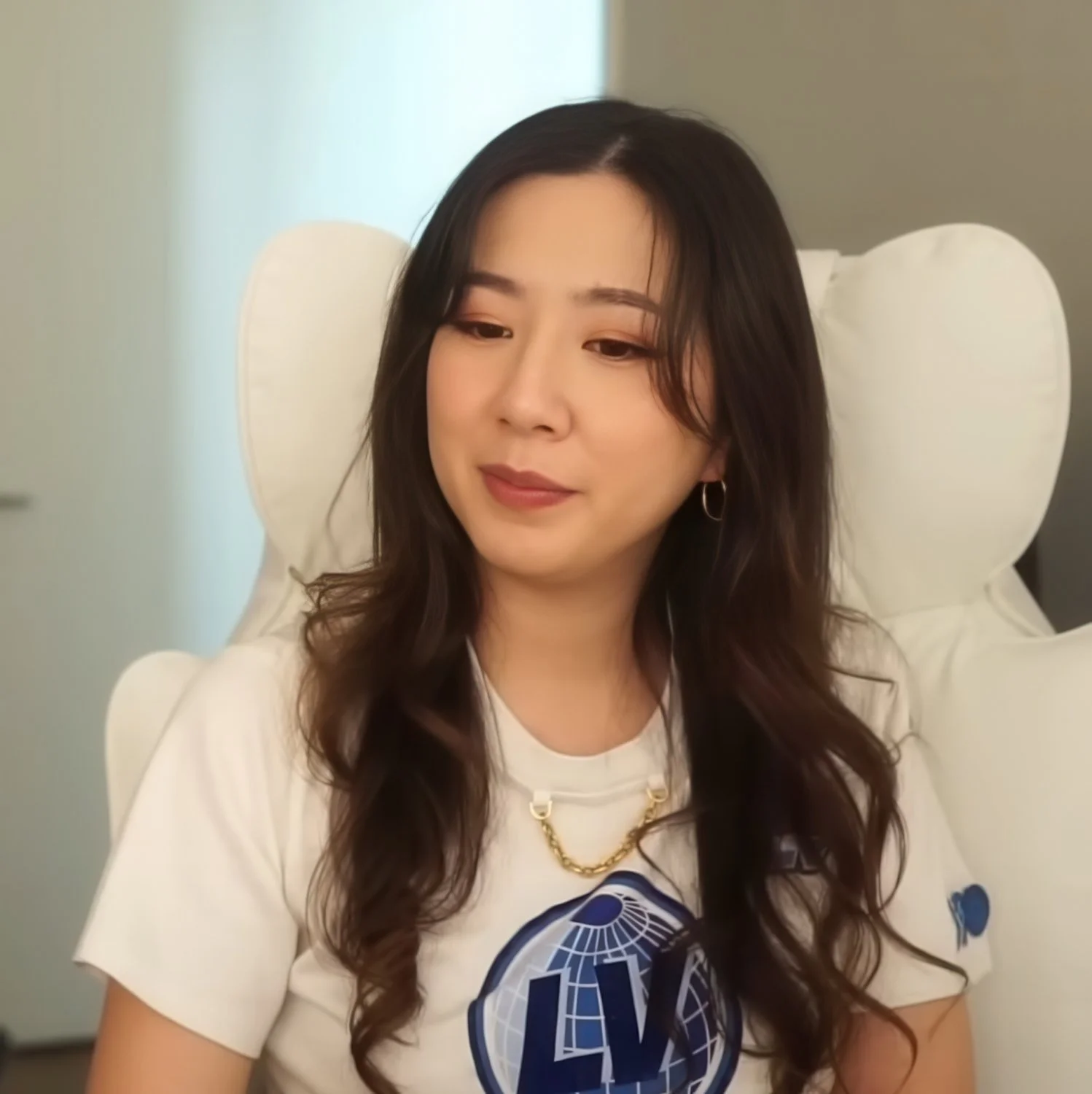 Fuslie [6] image 24