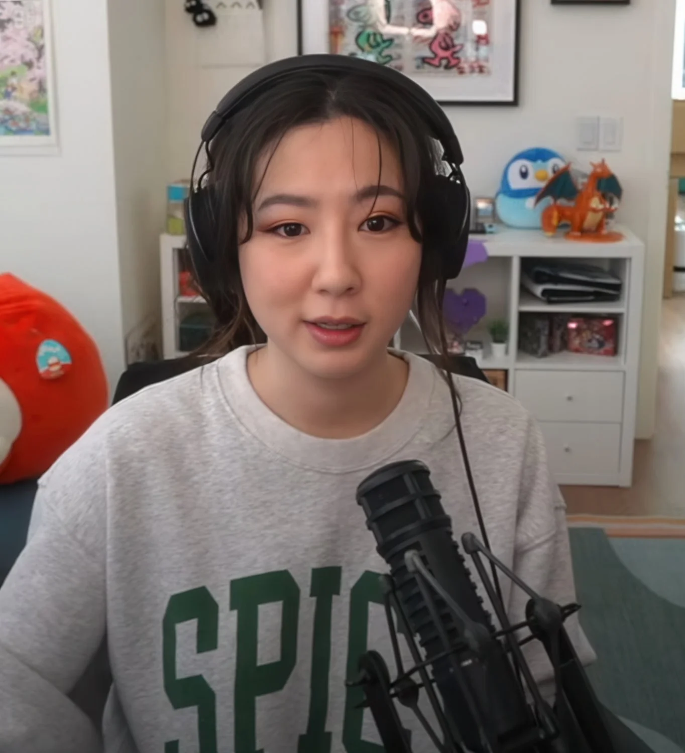 Fuslie [6] image 28