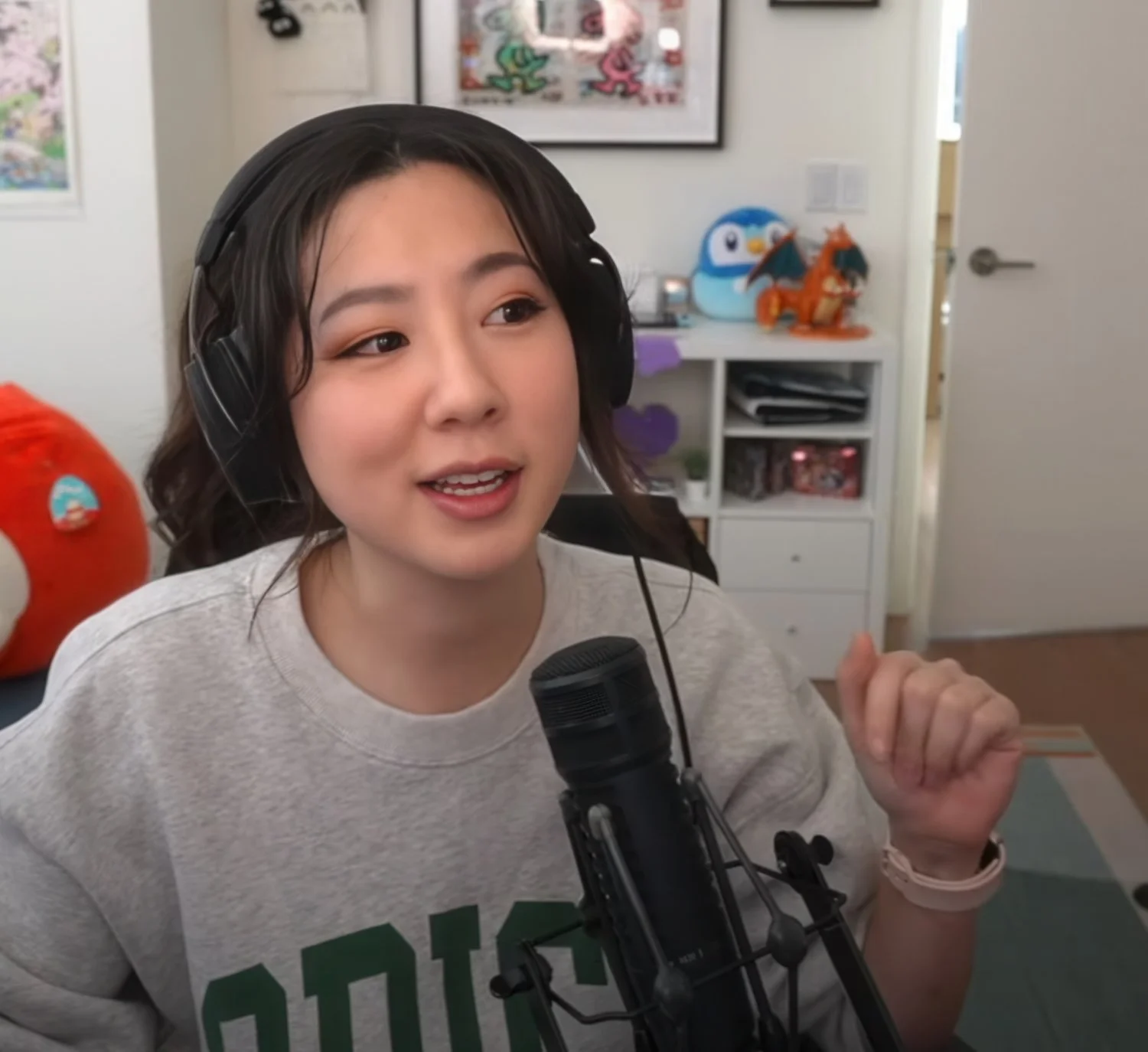 Fuslie [6] image 29
