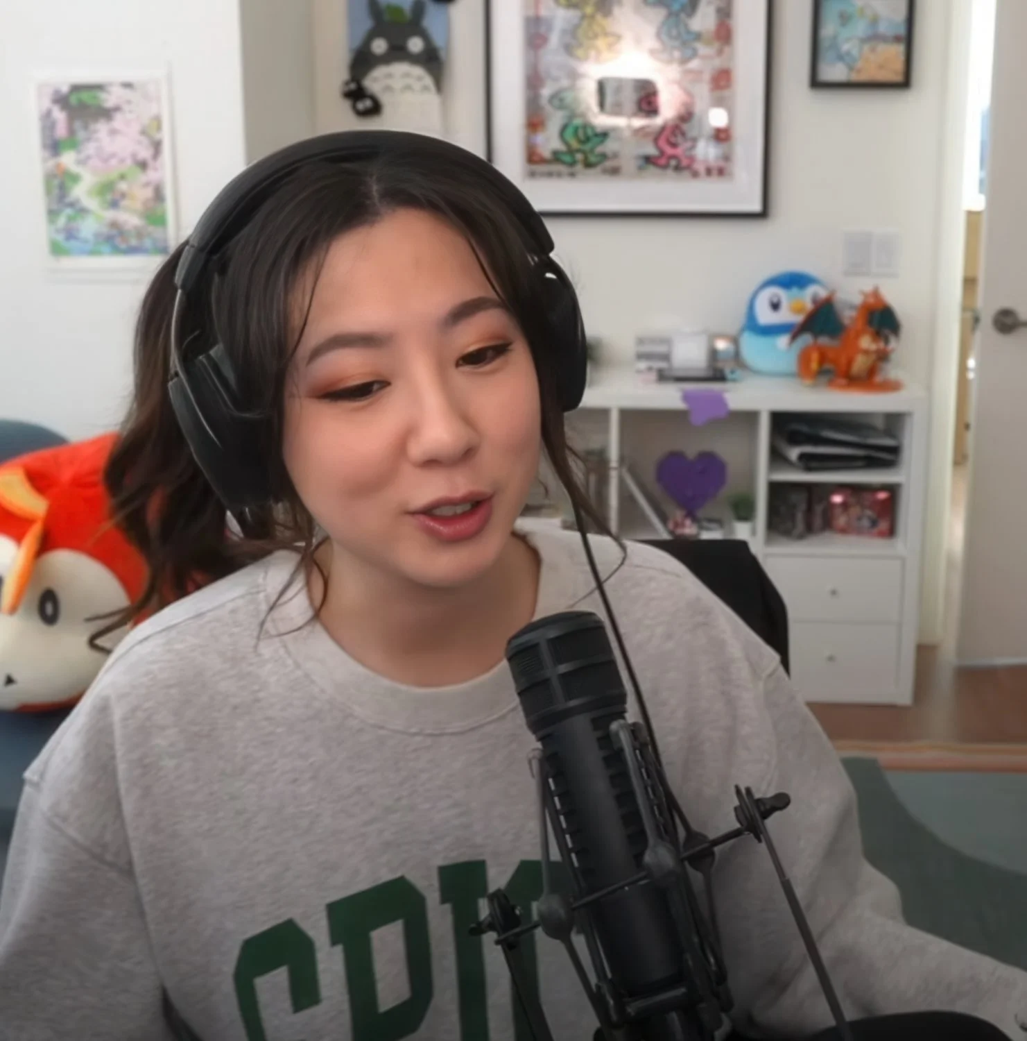 Fuslie [6] image 30