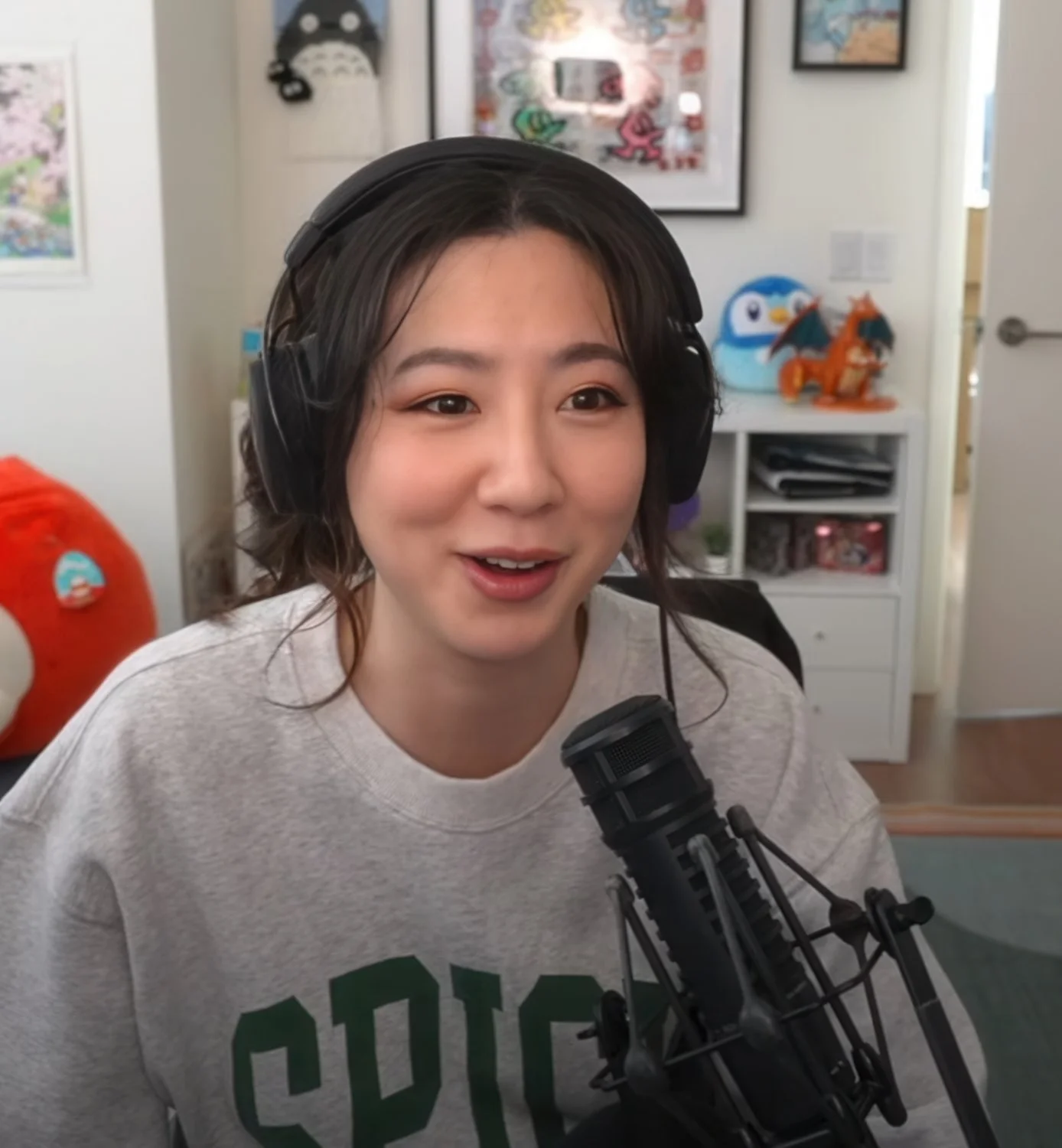 Fuslie [6] image 32