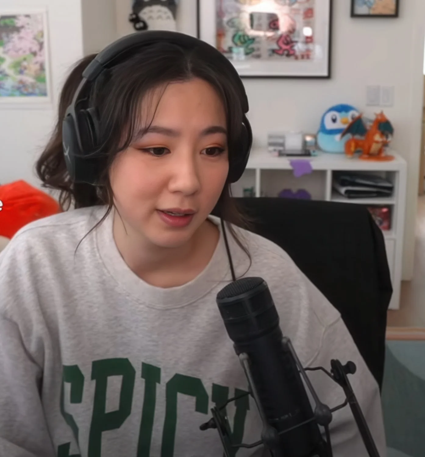 Fuslie [6] image 36