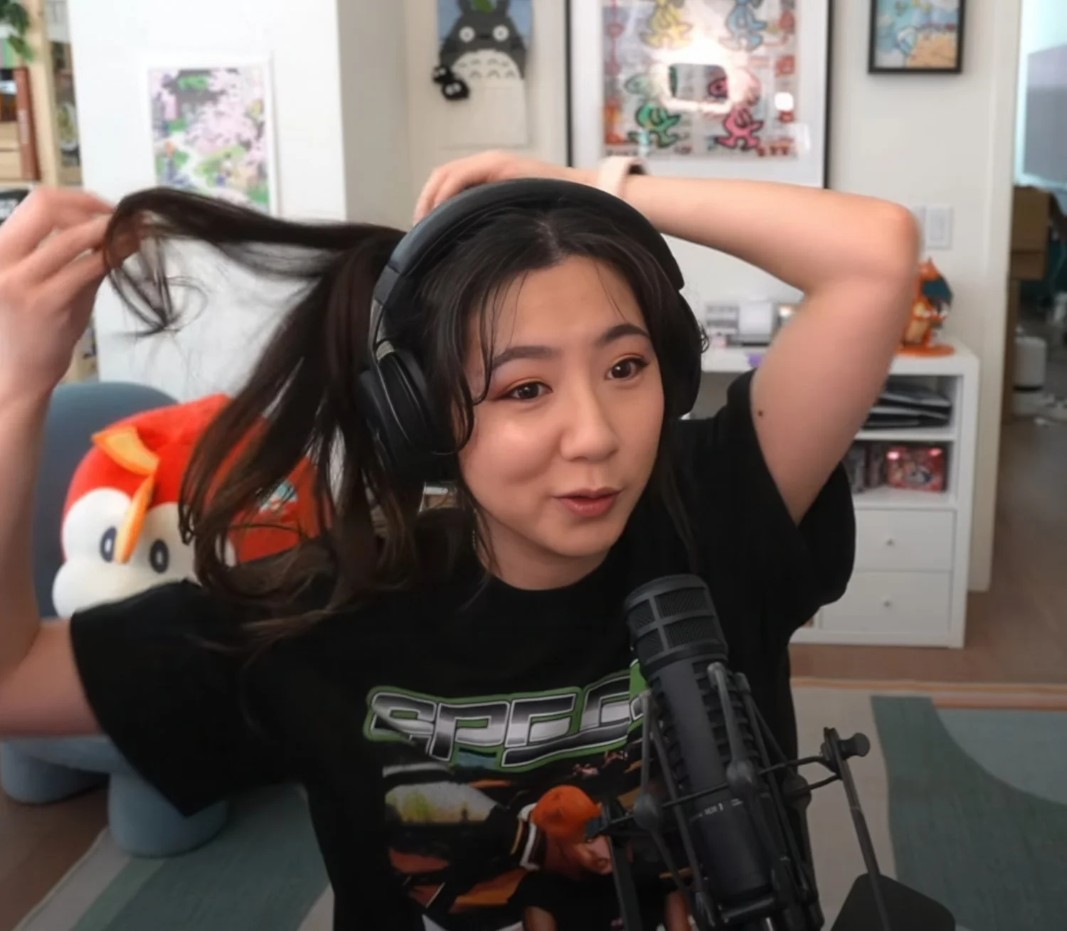 Fuslie [6] image 46