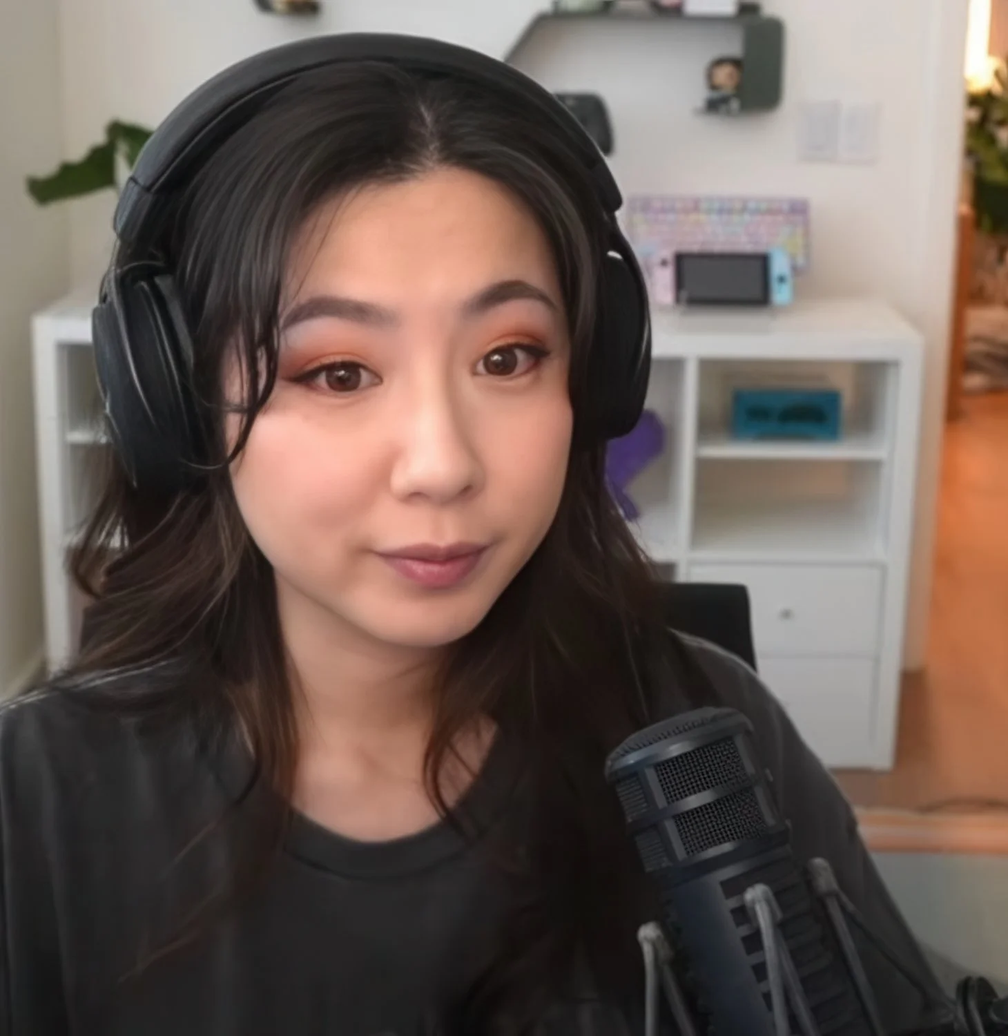 Fuslie [6] image 9