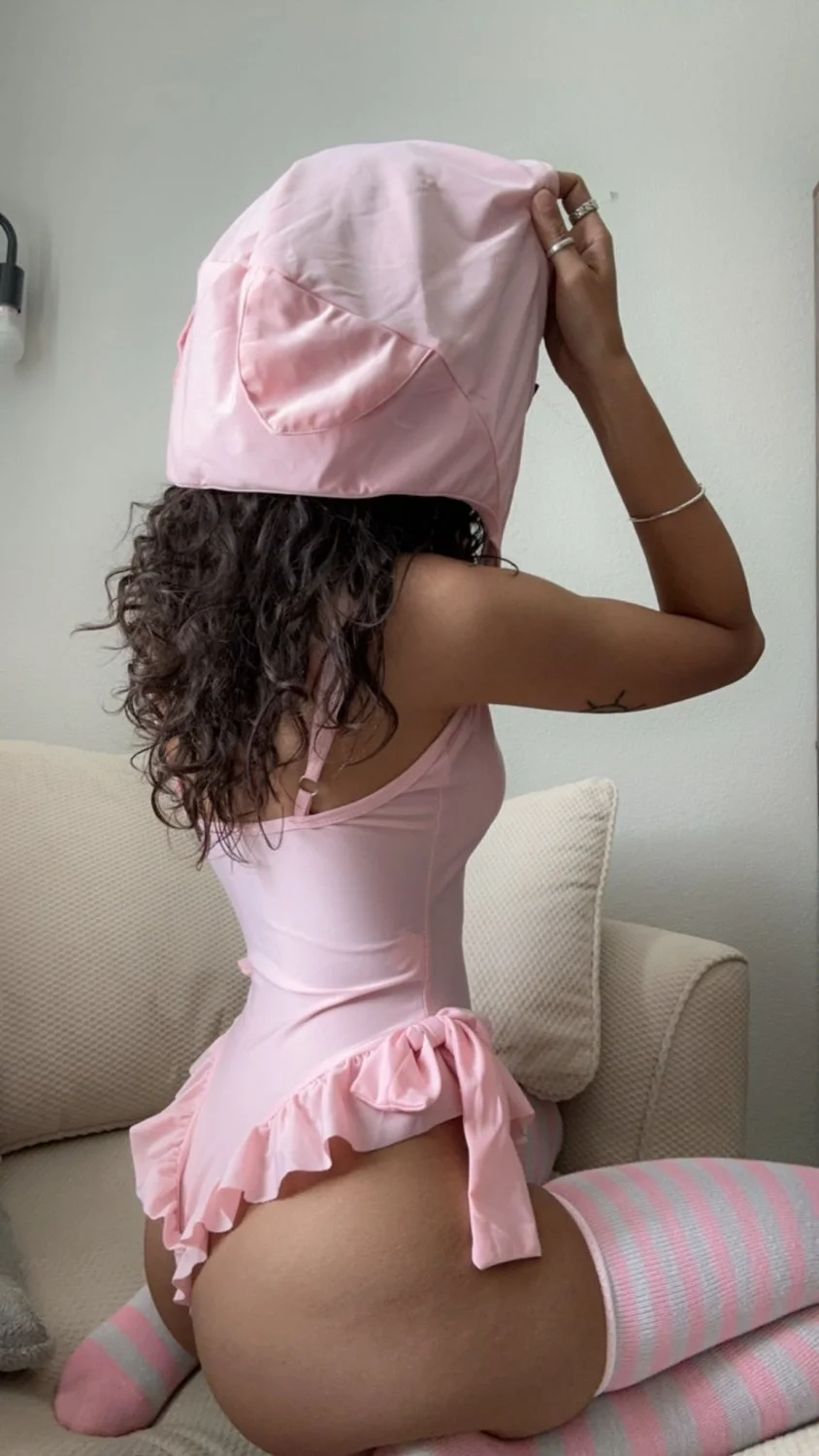 Petite skinny teen Emmy image 8