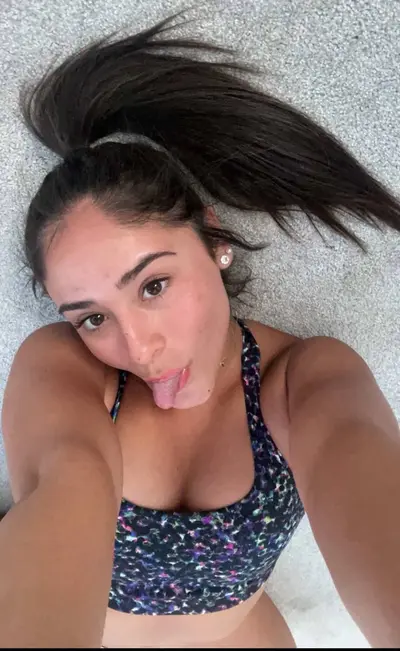 Exposing slut Athena, 21 cover image