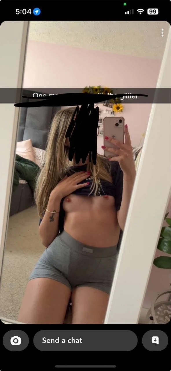 Cucks gf Noel exposed image 2