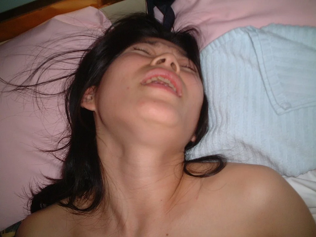 Japanese amateur milf 46 image 21