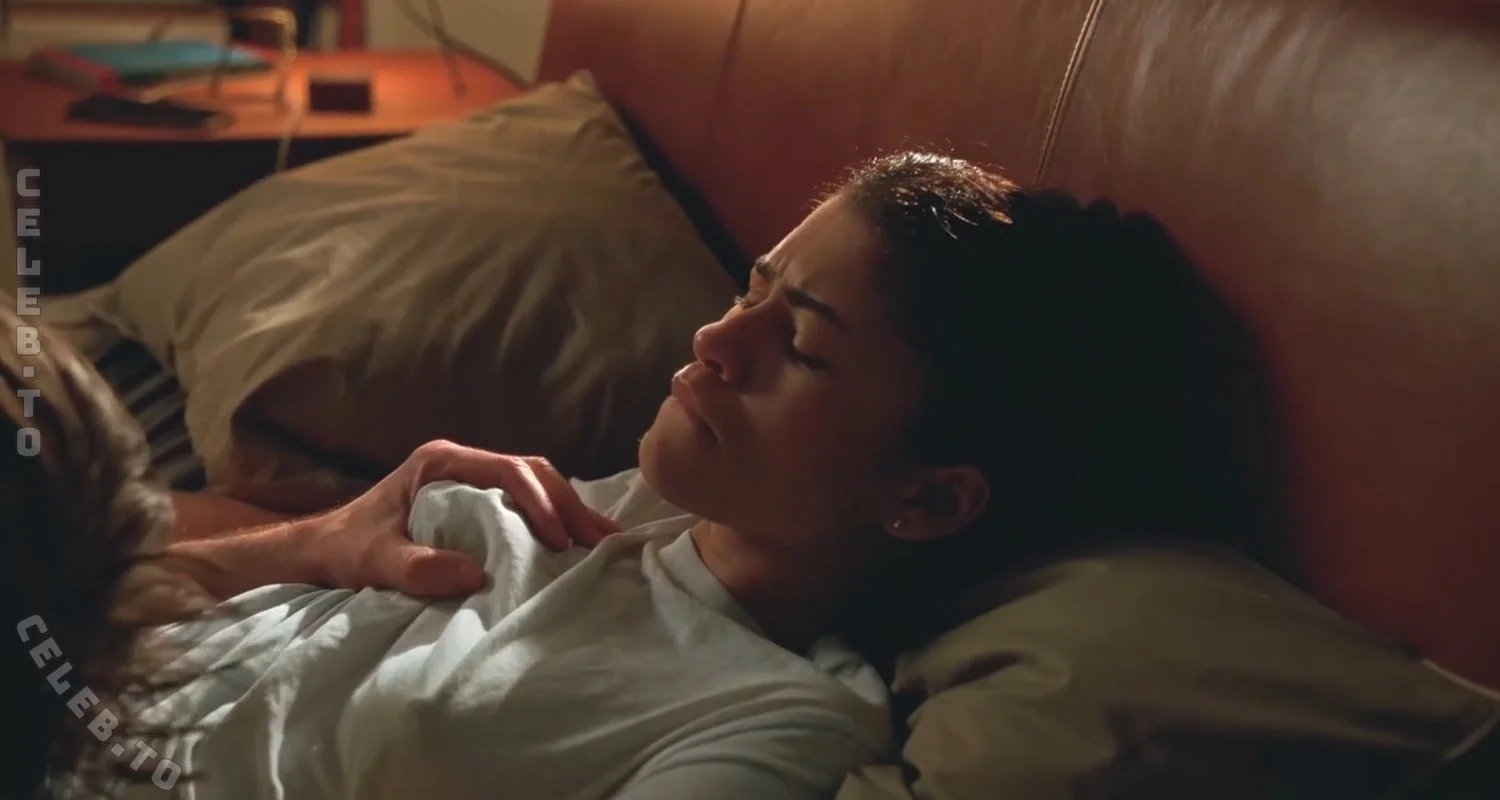 Zendaya, The Drama (but clear) image 3